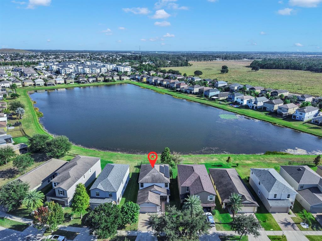 10012 Newminster Loop Ruskin, FL 33573 - Photo 48 of 59 an aerial view of a city