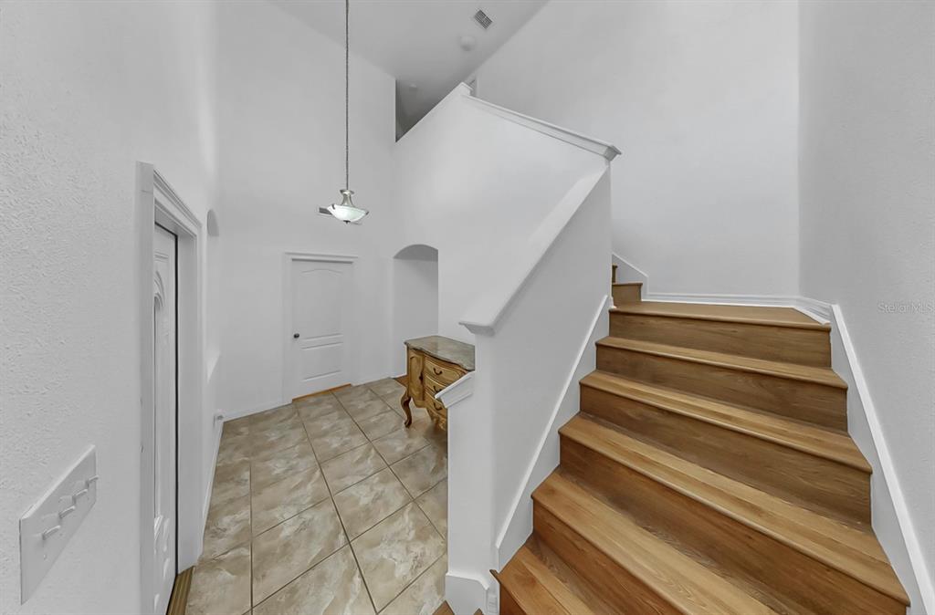 10012 Newminster Loop Ruskin, FL 33573 - Photo 5 of 59 a view of entryway