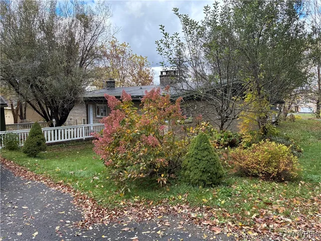 $1,300 | 2811 Chautauqua Avenue, North Harmony, NY 14710