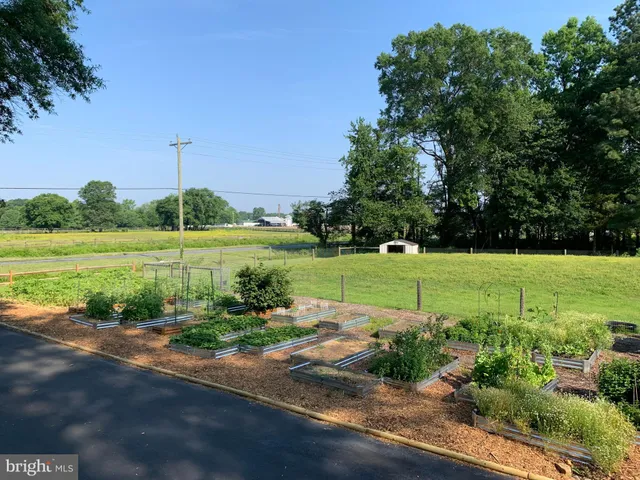 a view of a outdoor space