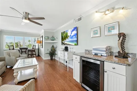 $499,000 | 10265 Gulf Boulevard, Unit A301, St. Petersburg, FL 33706