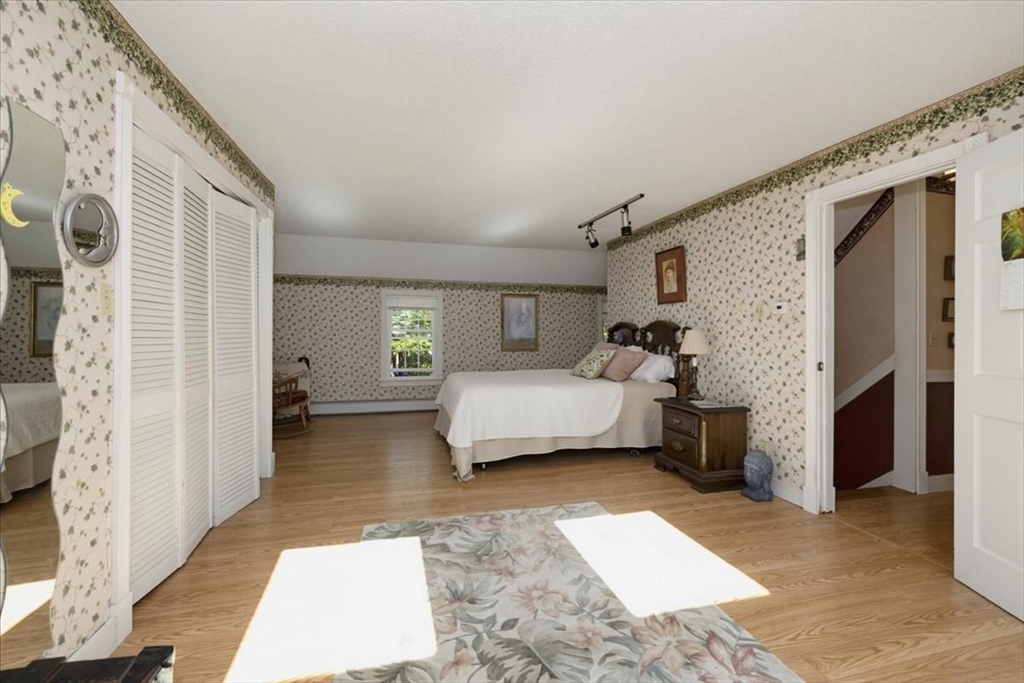 69 Hall Street Dunstable, MA 01827 - Photo 8 of 40