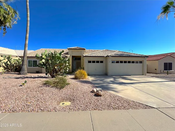 $2,500 | 5837 East Inca Street, Mesa, AZ 85205