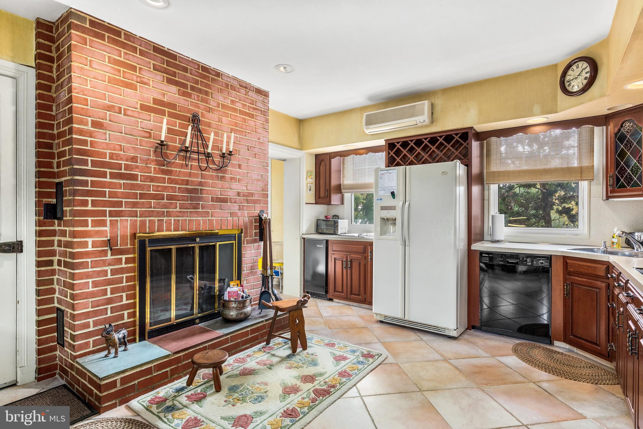 27716 Mt Pleasant Road Columbus, NJ 08022 - Photo 15 of 60