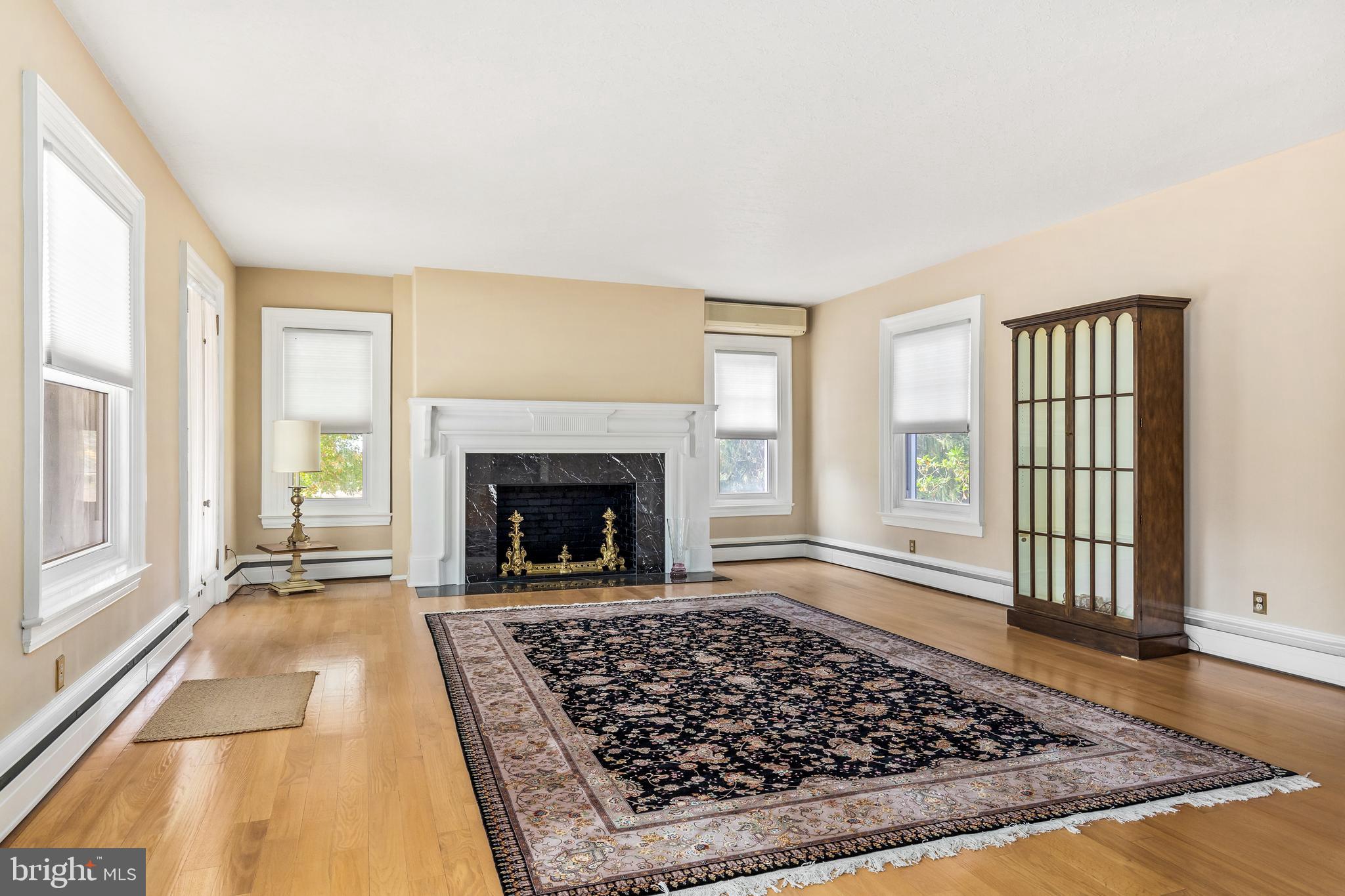 27716 Mt Pleasant Road Columbus, NJ 08022 - Photo 7 of 60
