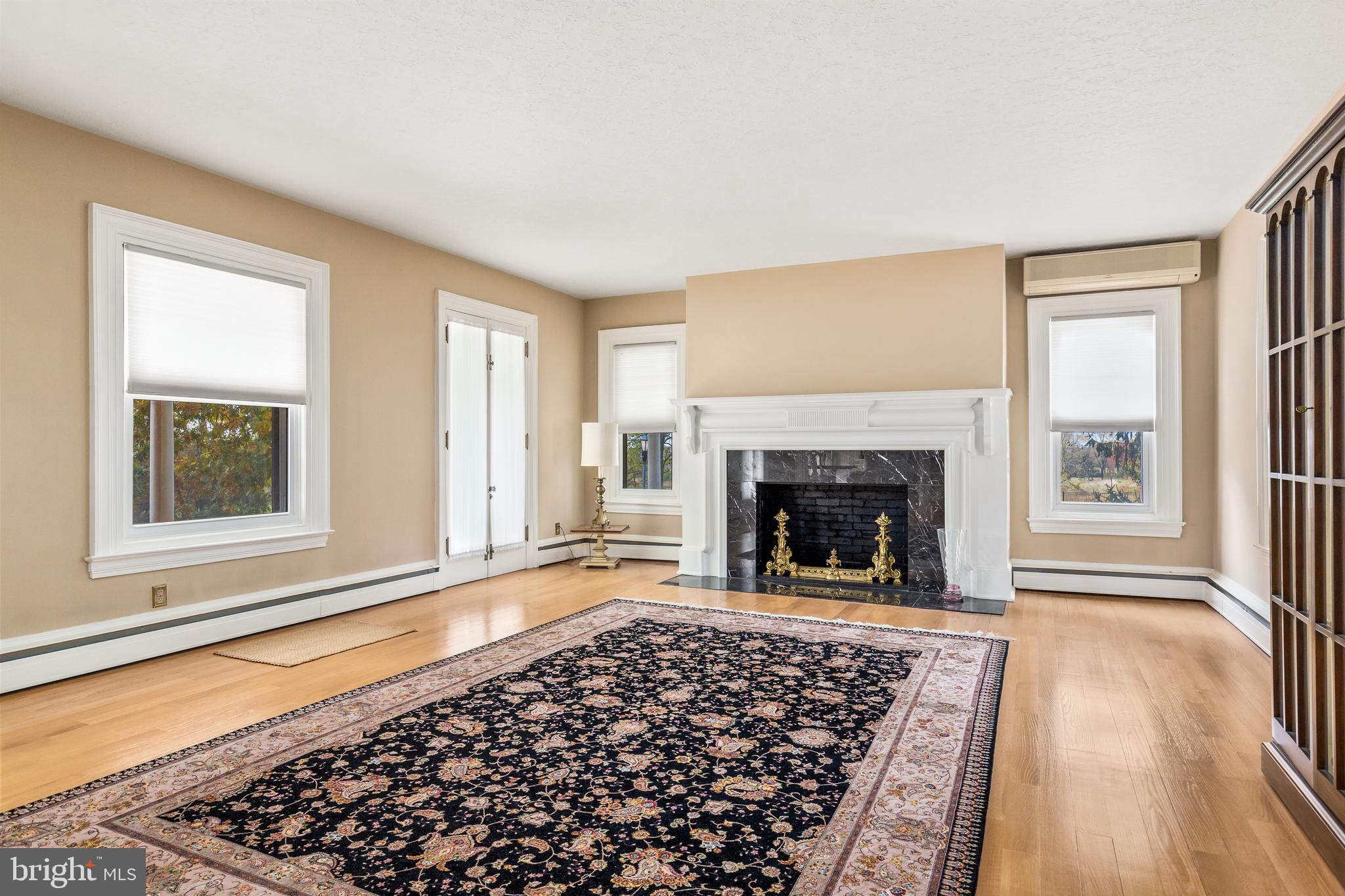 27716 Mt Pleasant Road Columbus, NJ 08022 - Photo 8 of 60