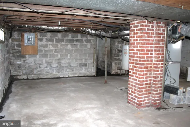 $142,500 | 22 Massachusetts Avenue, Cumberland, MD 21502