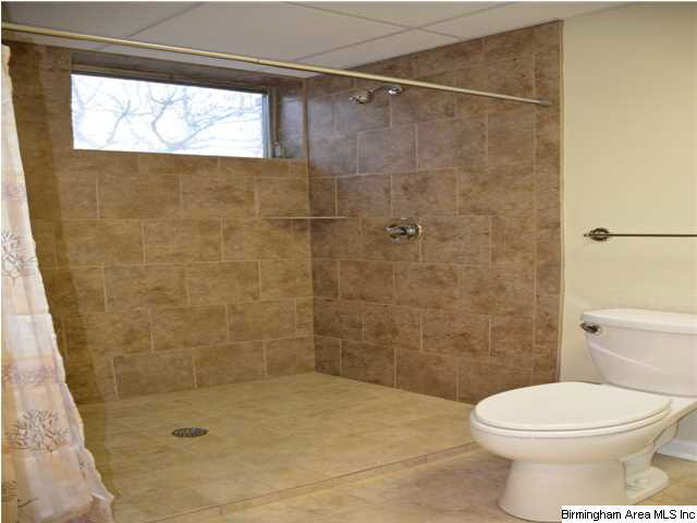 104 Pierson Circle Bessemer, AL 35023 - Photo 19 of 28