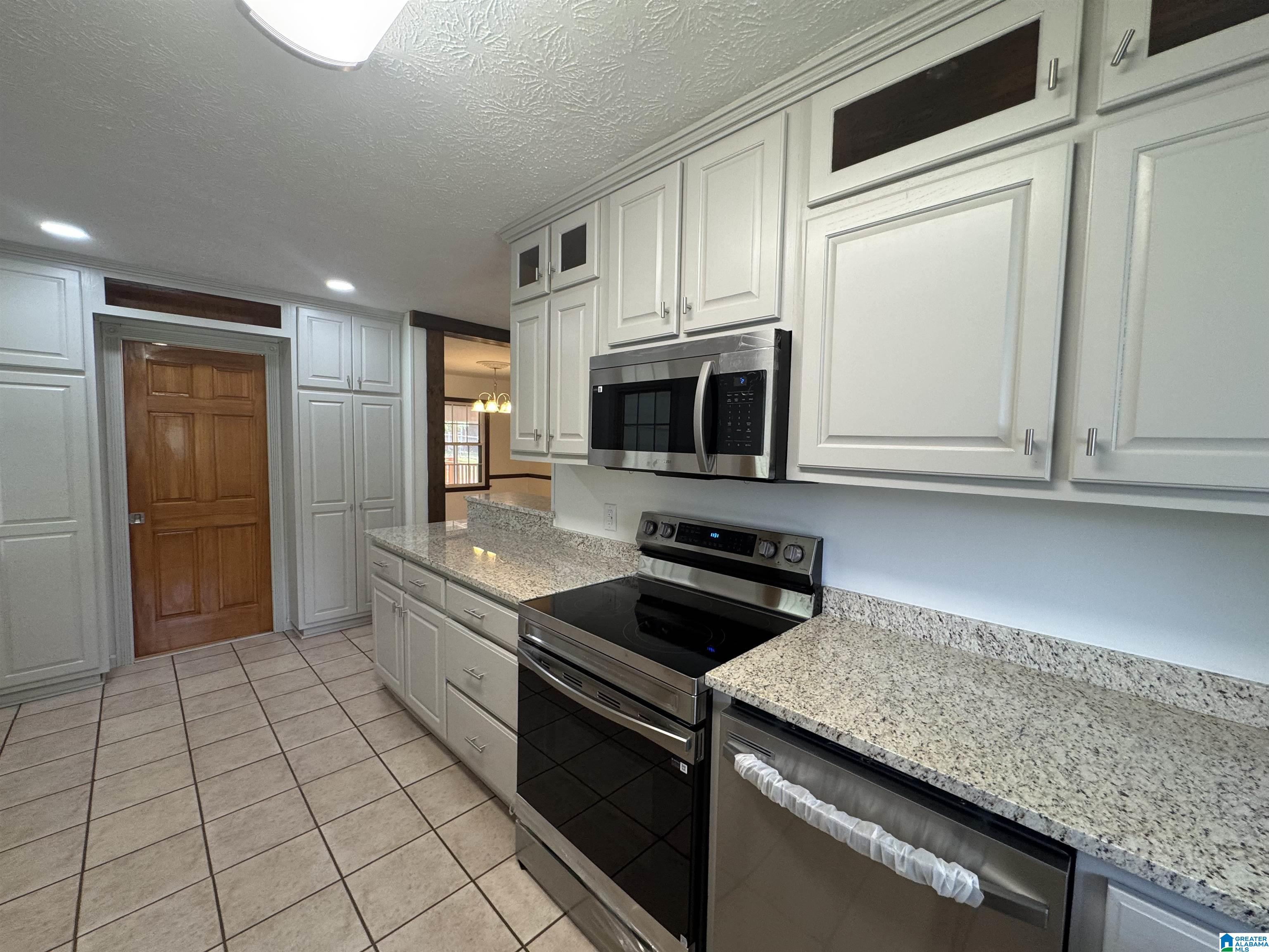 1401 Cloverdale Road Anniston, AL 36207 - Photo 16 of 44