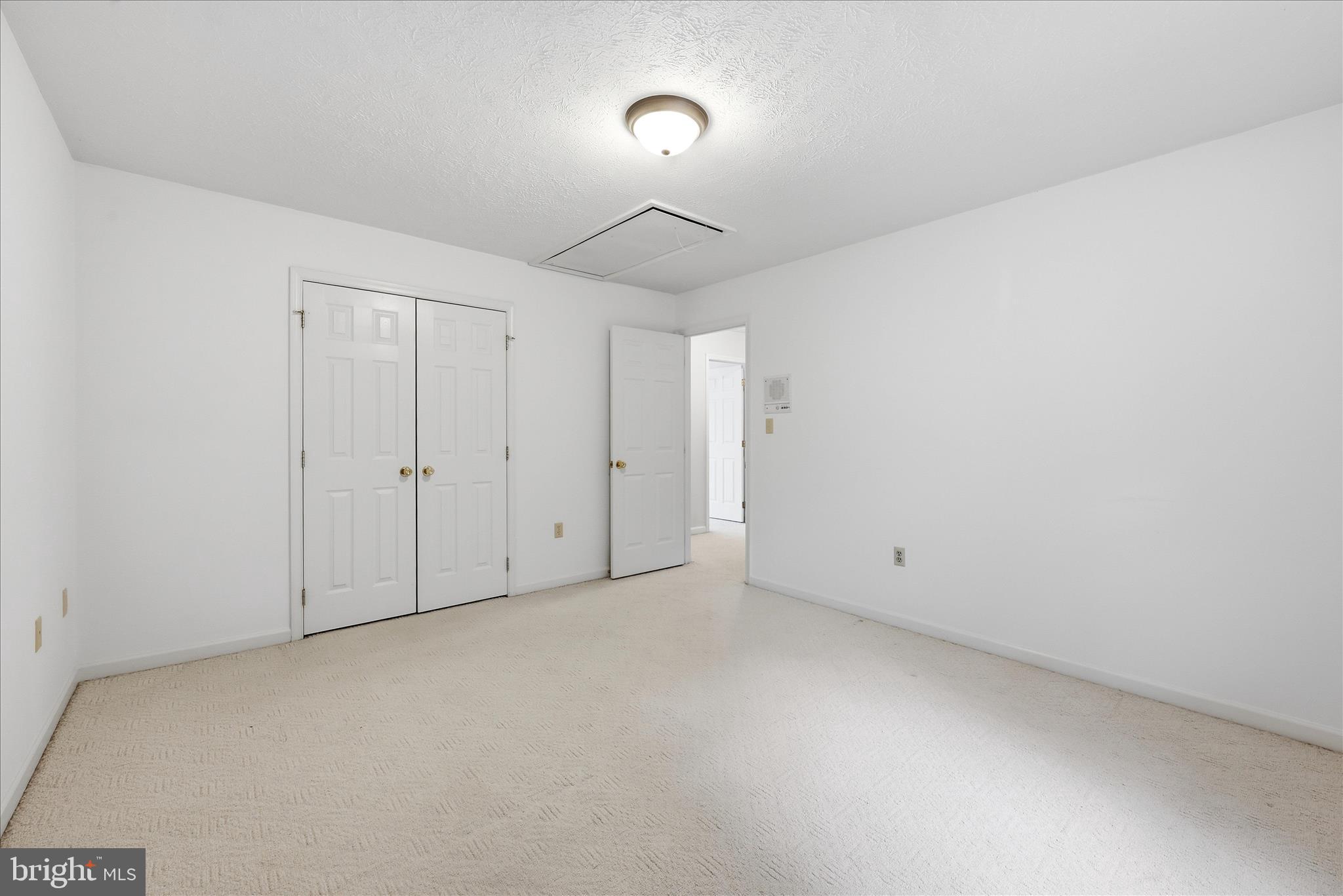 237 Asbury Road Winchester, VA 22602 - Photo 22 of 41 Bedroom 4