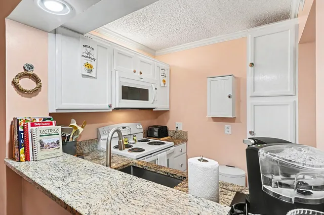 $199,500 | 415 Ocean Creek Drive, Unit 2160, Myrtle Beach, SC 29572