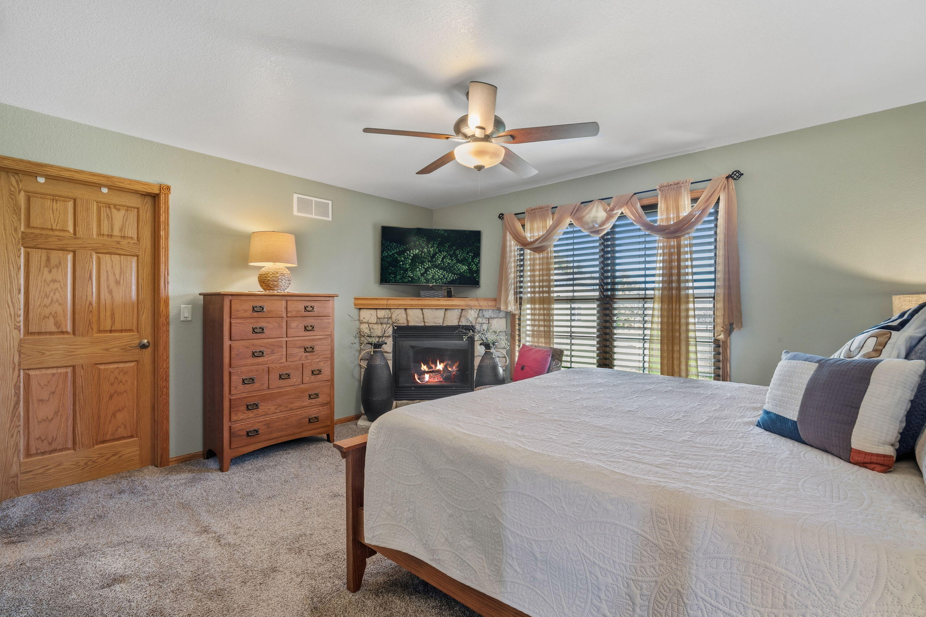 7182 Sauk Trail Road Cedar Grove, WI 53013 - Photo 17 of 37 16_imgDSC08375