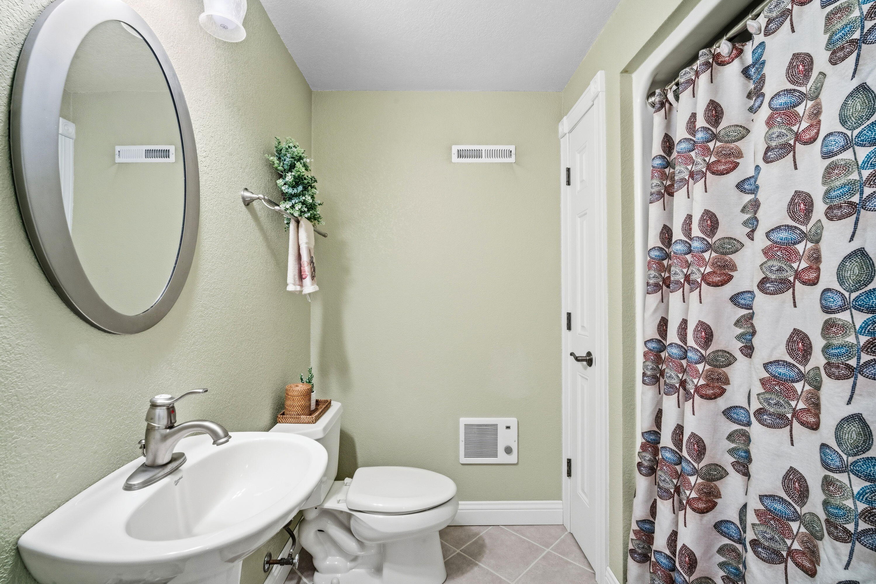 7182 Sauk Trail Road Cedar Grove, WI 53013 - Photo 23 of 37 Bath 3