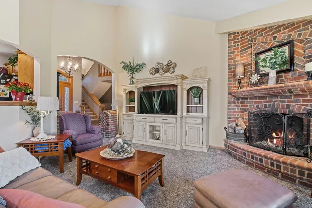 $699,900 | 7182 Sauk Trail Road, Cedar Grove, WI 53013