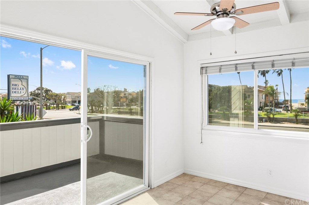 203 Cedar Street Newport Beach, CA 92663 - Photo 13 of 32