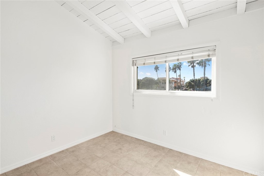 203 Cedar Street Newport Beach, CA 92663 - Photo 20 of 32