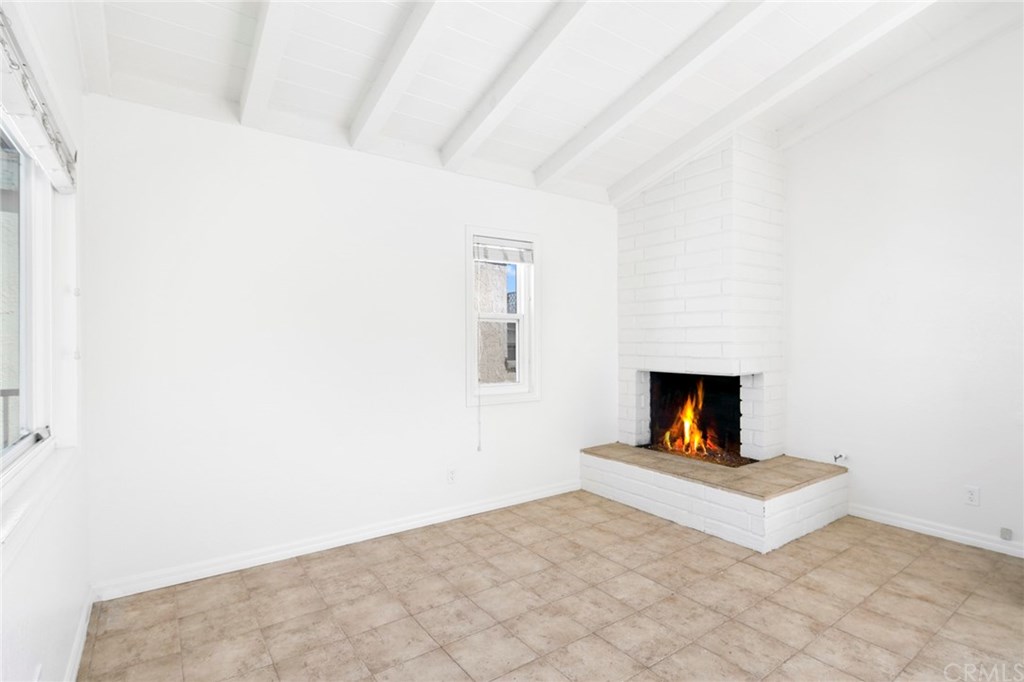 203 Cedar Street Newport Beach, CA 92663 - Photo 22 of 32