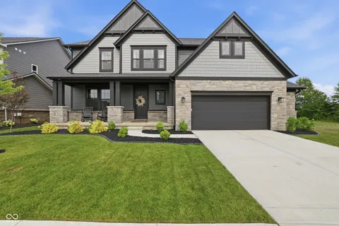 $875,900 | 19885 Boulder Brk Lane, Westfield, IN 46074