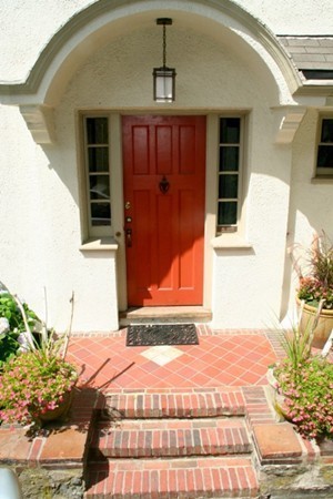 37 Salisbury Road Brookline, MA 02445 - Photo 2 of 10