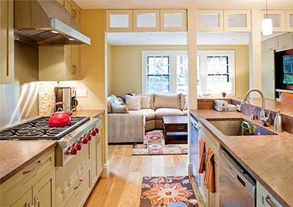 37 Salisbury Road Brookline, MA 02445 - Photo 5 of 10