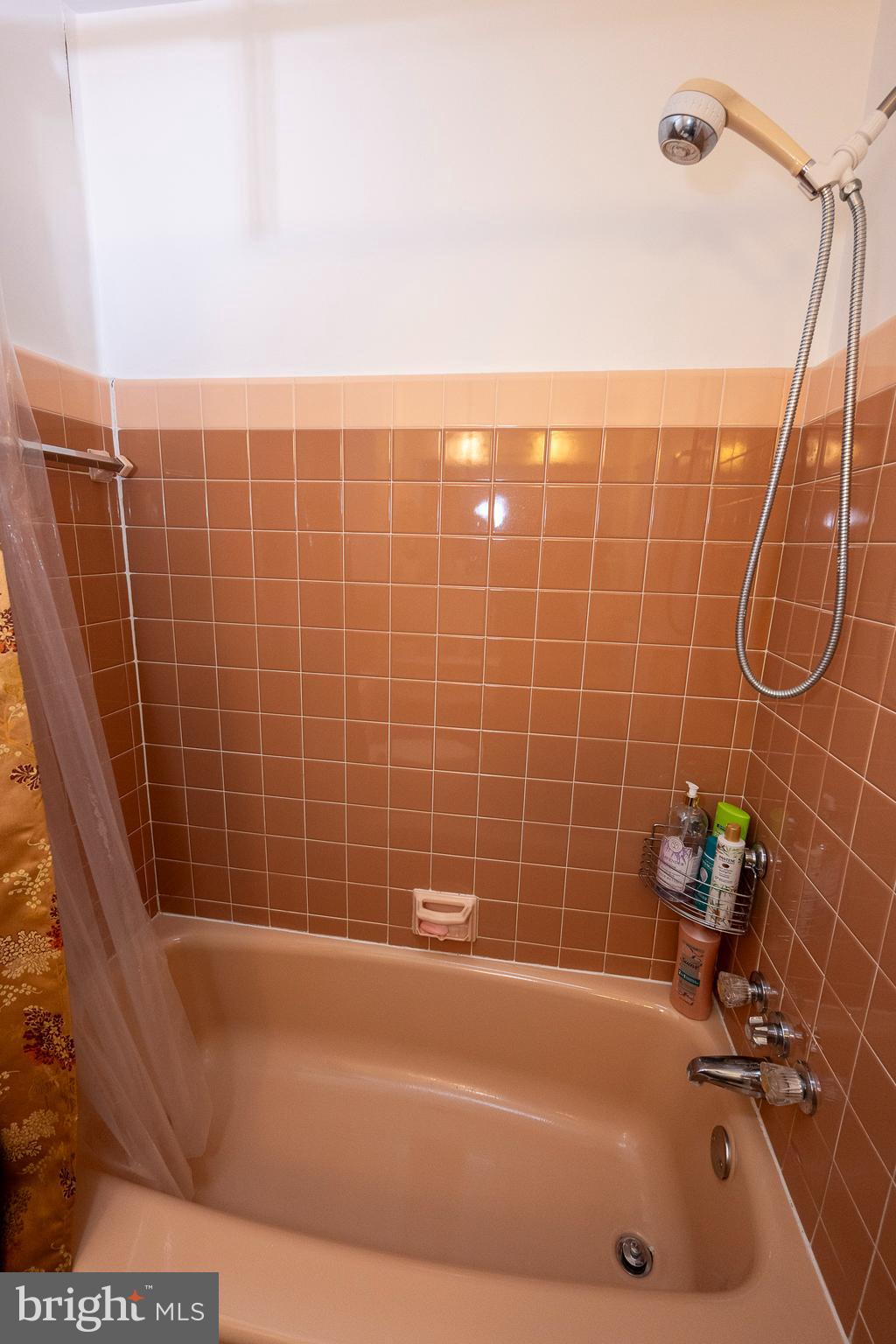 9932 Sandy Road Philadelphia, PA 19115 - Photo 14 of 26 Gallery Image 14
