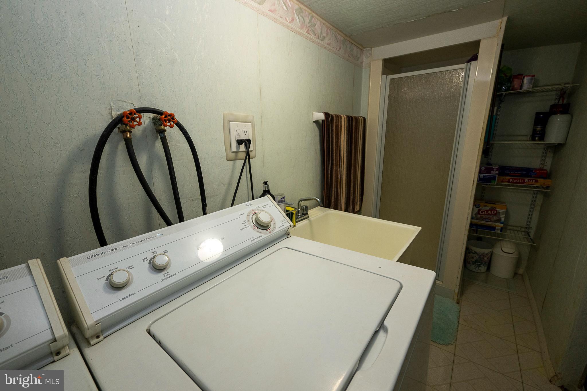 9932 Sandy Road Philadelphia, PA 19115 - Photo 18 of 26 Gallery Image 18