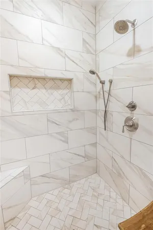 $795,000 | 12065 Jazmin Circle, Flint, TX 75762