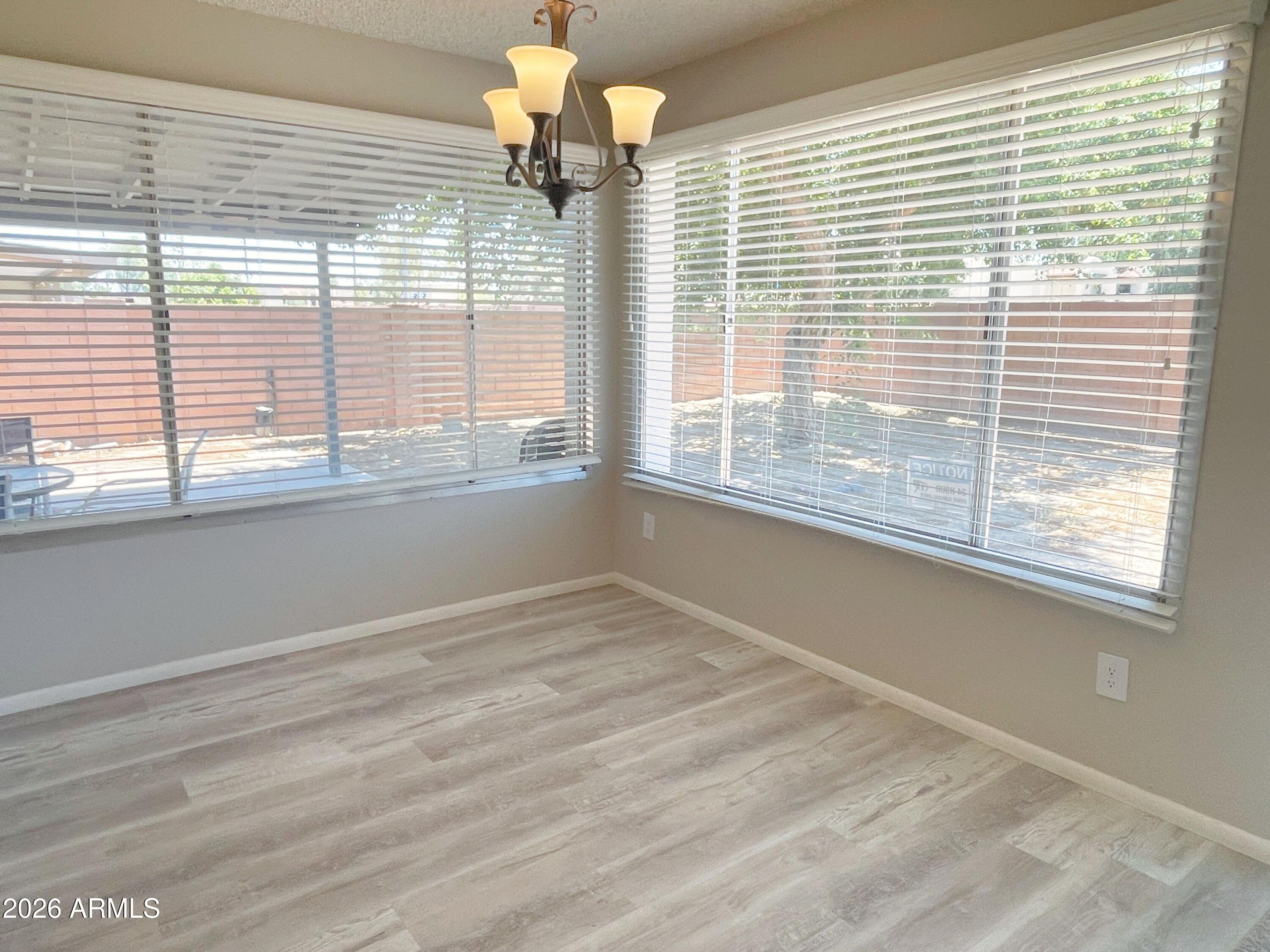 2243 West McRae Way Phoenix, AZ 85027 - Photo 7 of 21 2243 (5)
