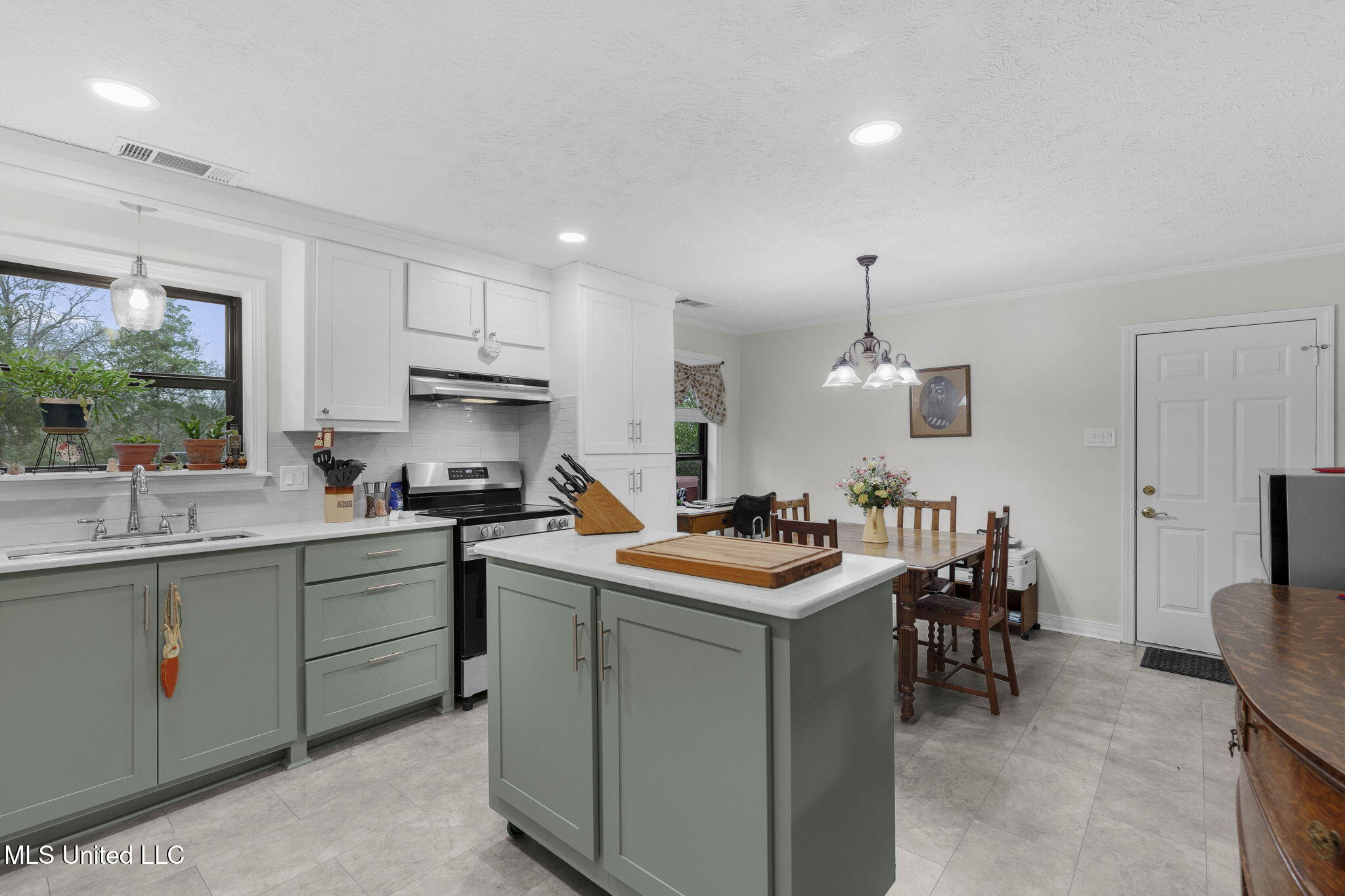 103 Wickstead Drive Clinton, MS 39056 - Photo 47 of 81 Kitchen 9