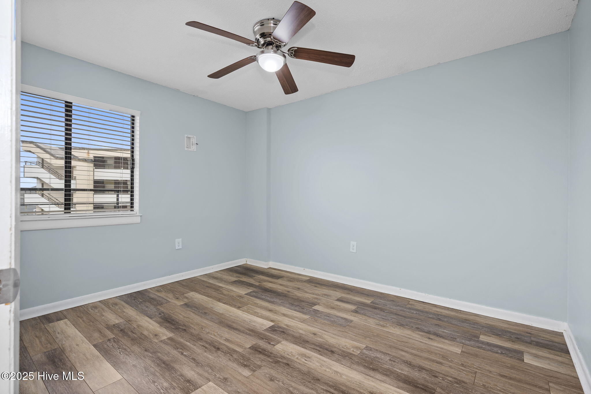 1505 Salter Path Road, Unit 418 Indian Beach, NC 28512 - Photo 25 of 46 37-web-or-mls-SW418-Dec6-2025-018