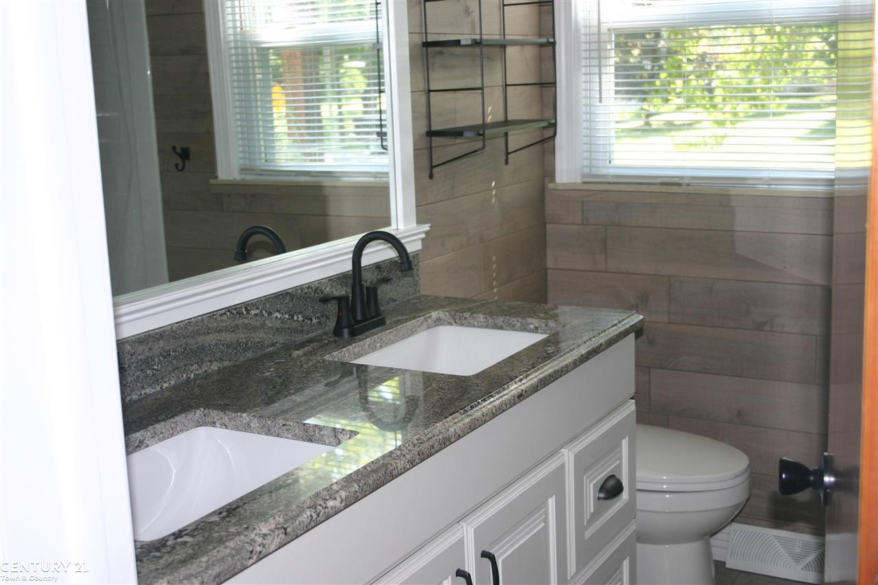 2510 Hickory Lawn Road Rochester Hills, MI 48307 - Photo 16 of 22