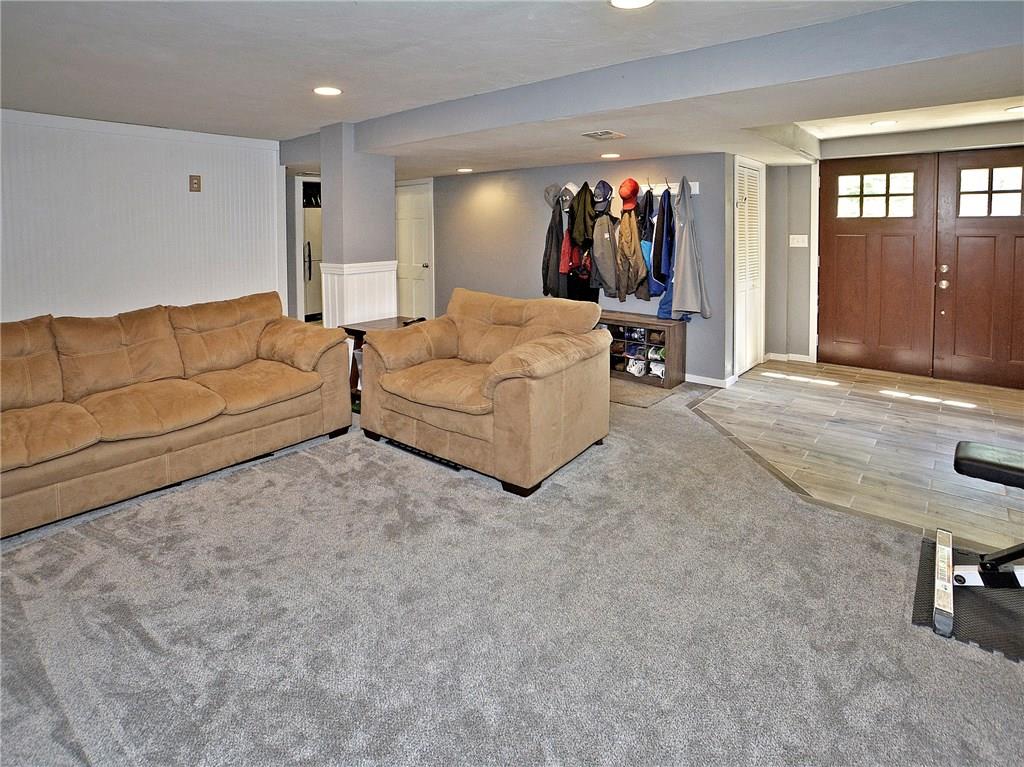 6028 Baker School Road Trafford, PA 15085 - Photo 5 of 24 Gallery Image 5