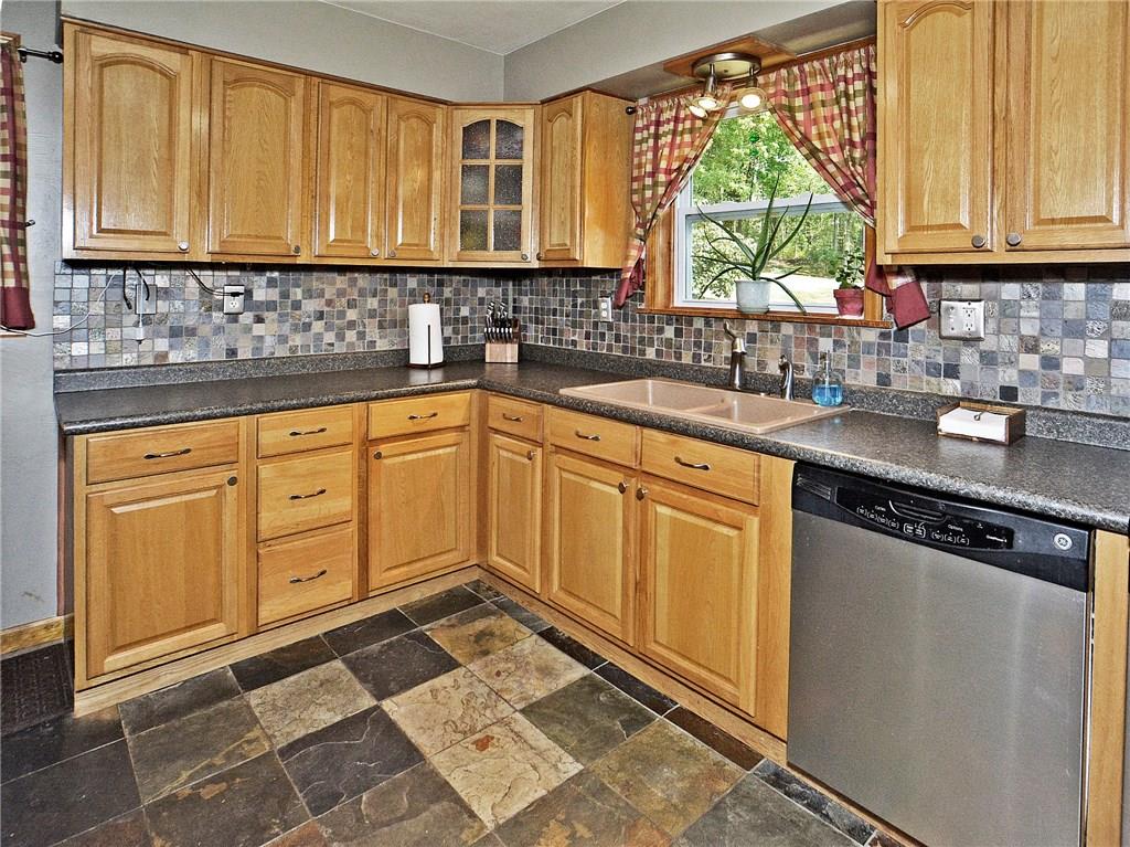 6028 Baker School Road Trafford, PA 15085 - Photo 9 of 24 Gallery Image 9