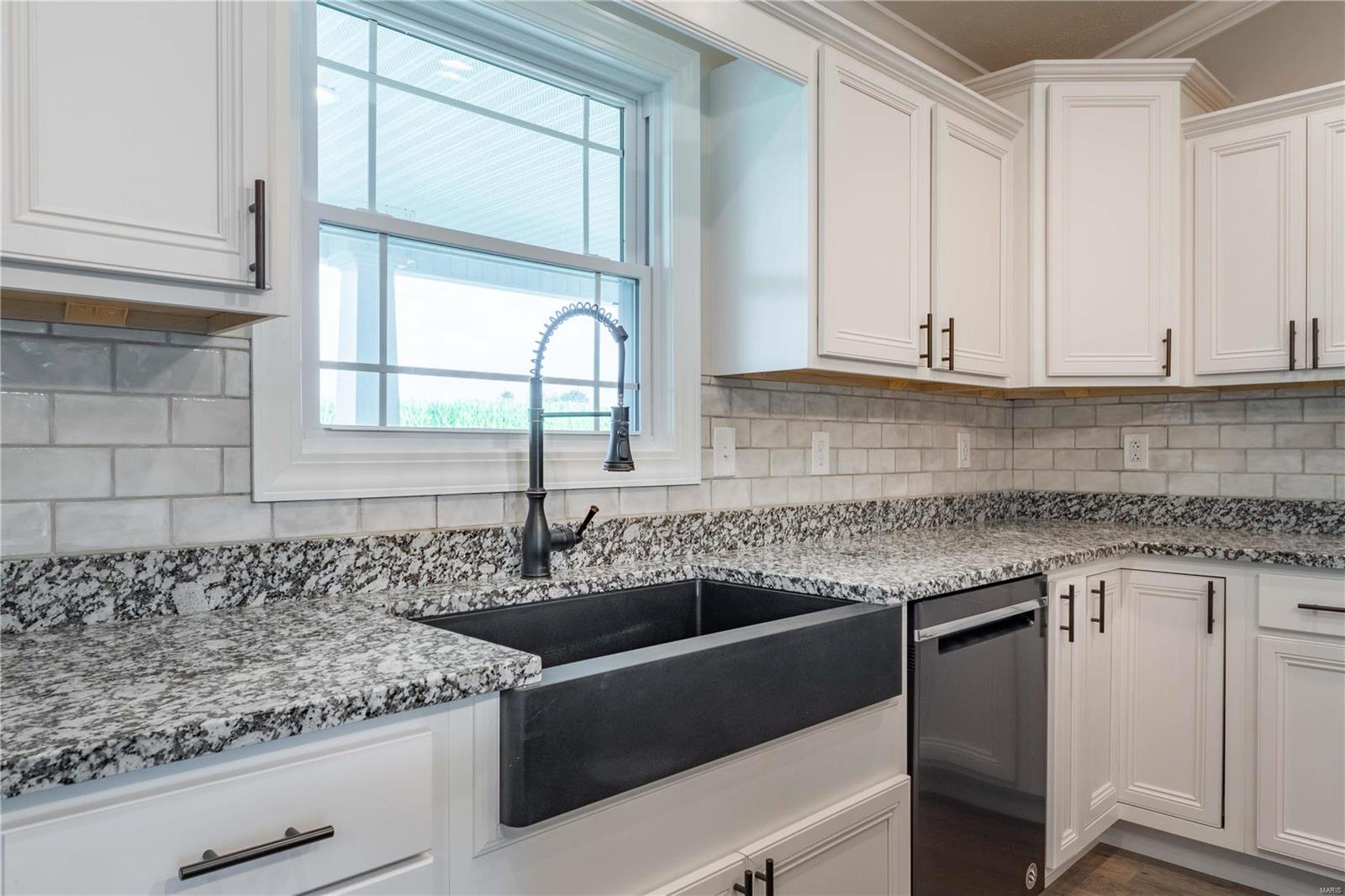 1722 Norman Road Marion, IL 62959 - Photo 15 of 28