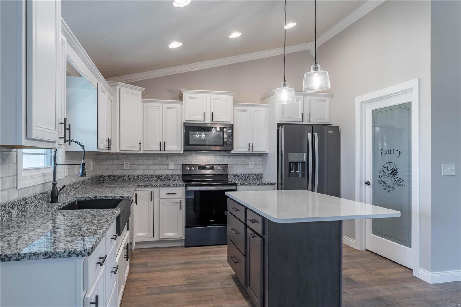 1722 Norman Road Marion, IL 62959 - Photo 16 of 28