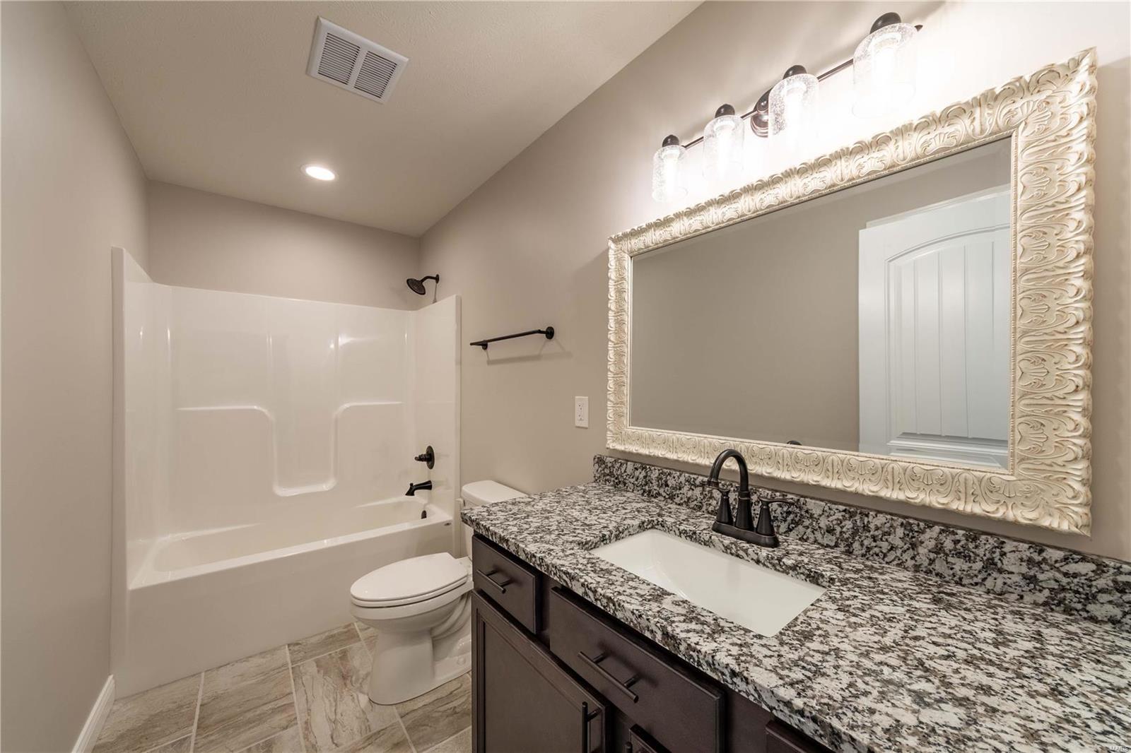 1722 Norman Road Marion, IL 62959 - Photo 8 of 28