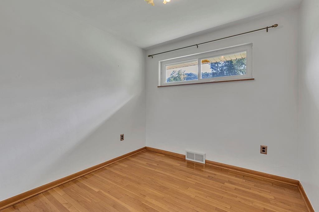 606 Golf Course Road Aliquippa, PA 15001 - Photo 23 of 44 Gallery Image 23