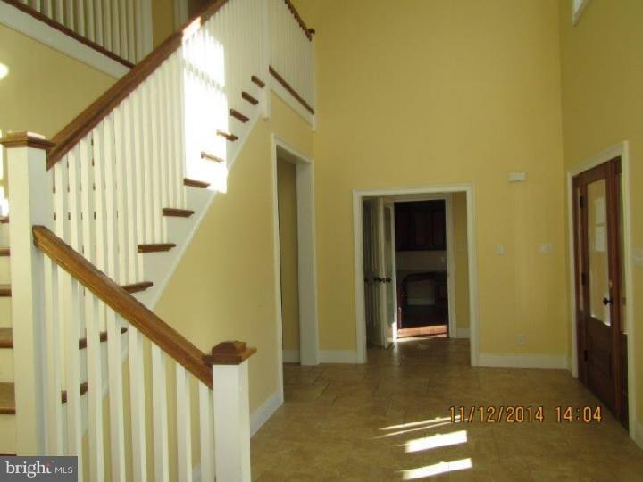 1875 Tulpe Way Riegelsville, PA 18077 - Photo 2 of 25 Foyer