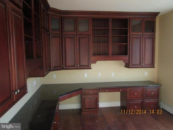 1875 Tulpe Way Riegelsville, PA 18077 - Photo 11 of 25 Office / Study