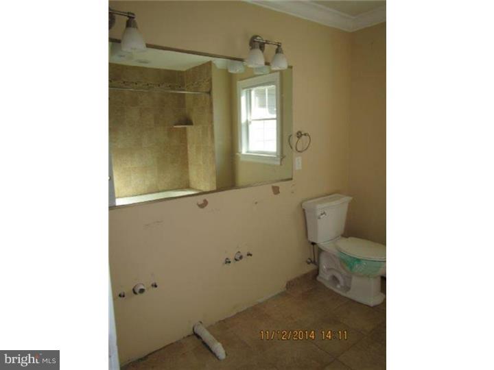 1875 Tulpe Way Riegelsville, PA 18077 - Photo 17 of 25 Bathroom