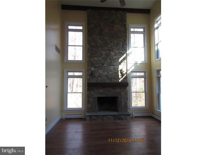 1875 Tulpe Way Riegelsville, PA 18077 - Photo 7 of 25 Family Room