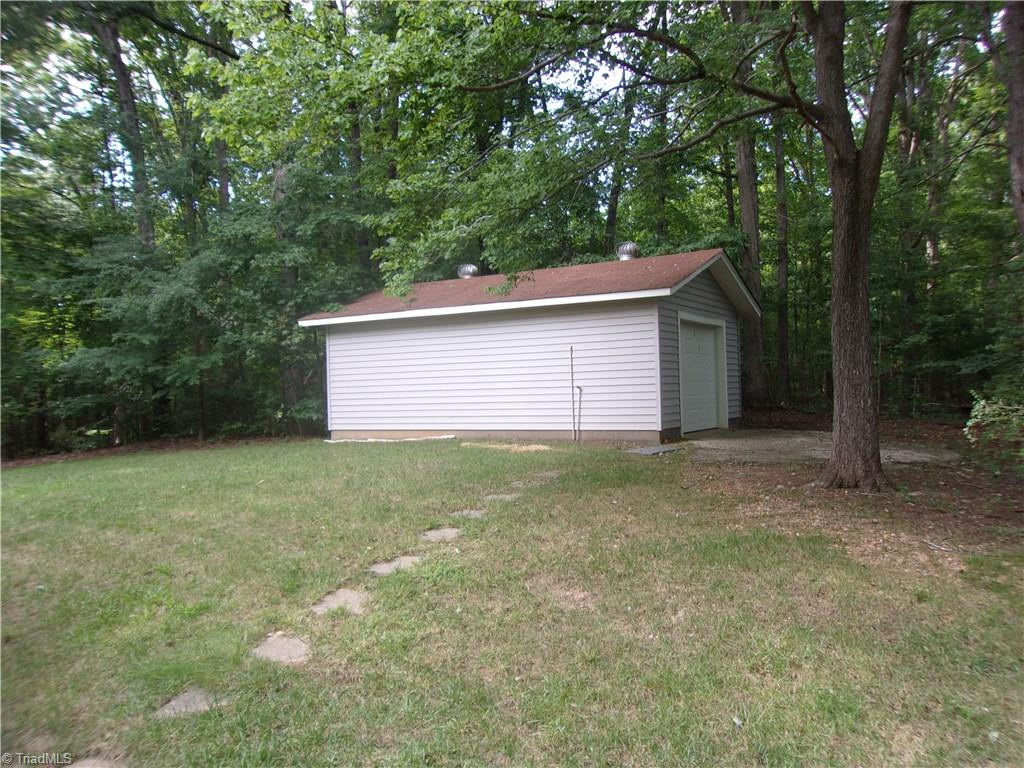 794 Skycrest Country Road Asheboro, NC 27205 - Photo 15 of 19 Gallery Image 15