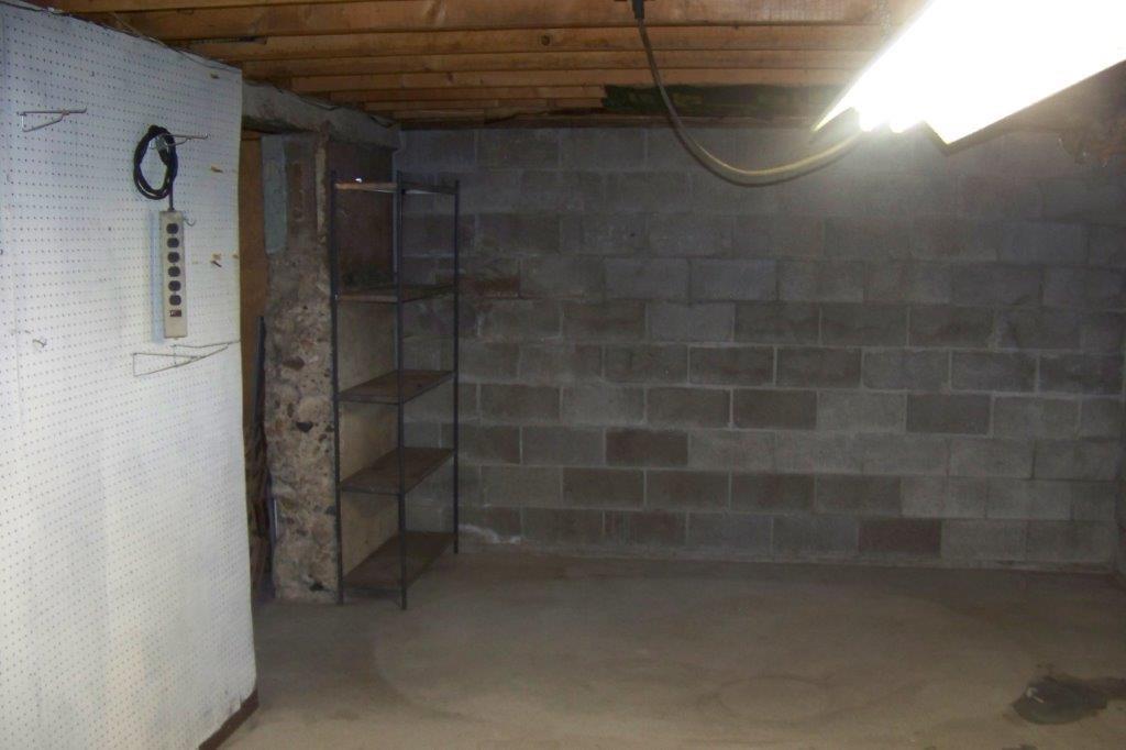 36 Ridgeway Avenue Sanford, ME 04073 - Photo 27 of 33 Basement