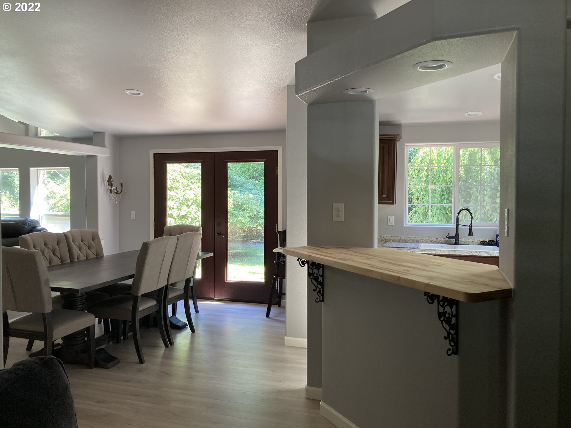 1665 Kristi Loop Lakeside, OR 97449 - Photo 8 of 31 Dining Room
