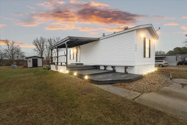 $52,499 | 323 Oak Ridge Street, Mason, MI 48854