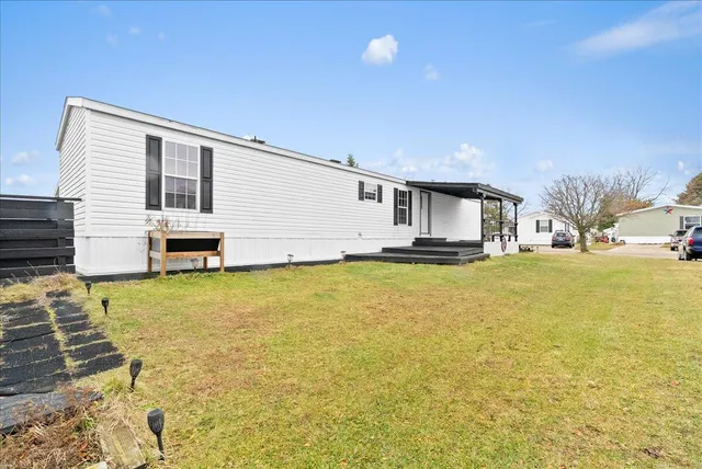 $52,499 | 323 Oak Ridge Street, Mason, MI 48854