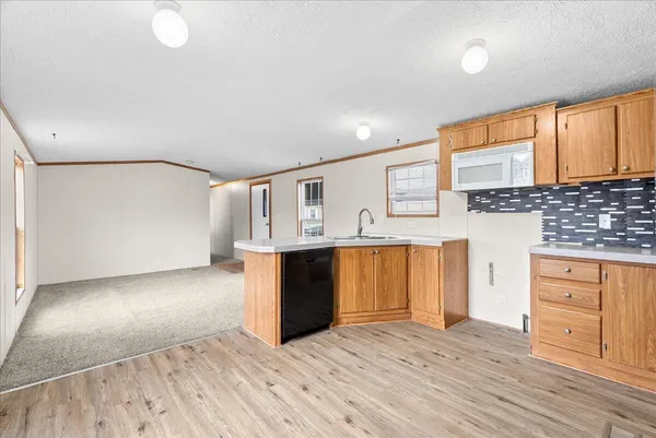 $52,499 | 323 Oak Ridge Street, Mason, MI 48854