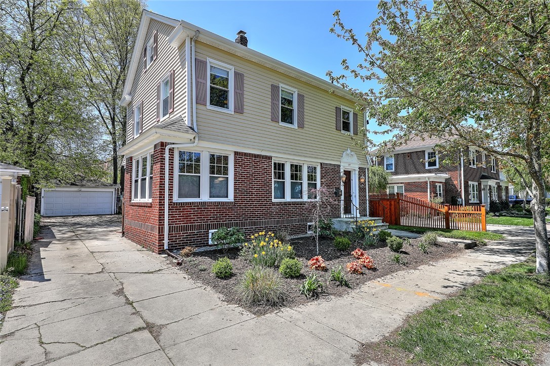 139 Sessions Street Providence, RI 02906 - Photo 3 of 50