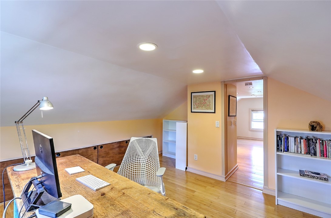 139 Sessions Street Providence, RI 02906 - Photo 36 of 50