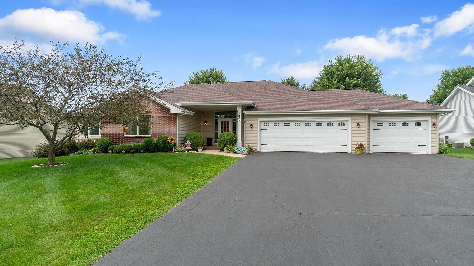 204 Starfire Road Poplar Grove, IL 61065 - Photo 1 of 46 Gallery Image 1